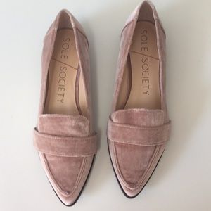 Sole Society blush velvet loafer